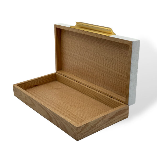 SUPERB-X-WHITE-LARGE-BOX